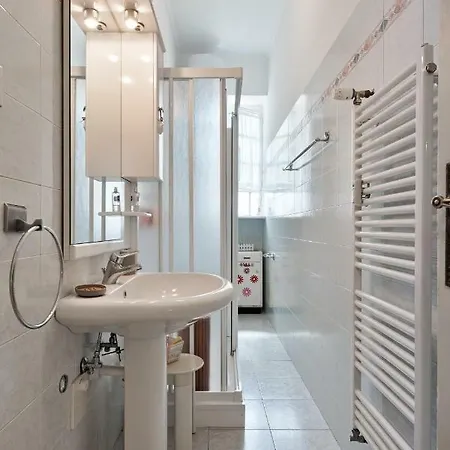 Vintage Flat Crocetta * Turin