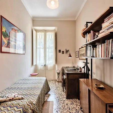 Apartment Vintage Flat Crocetta